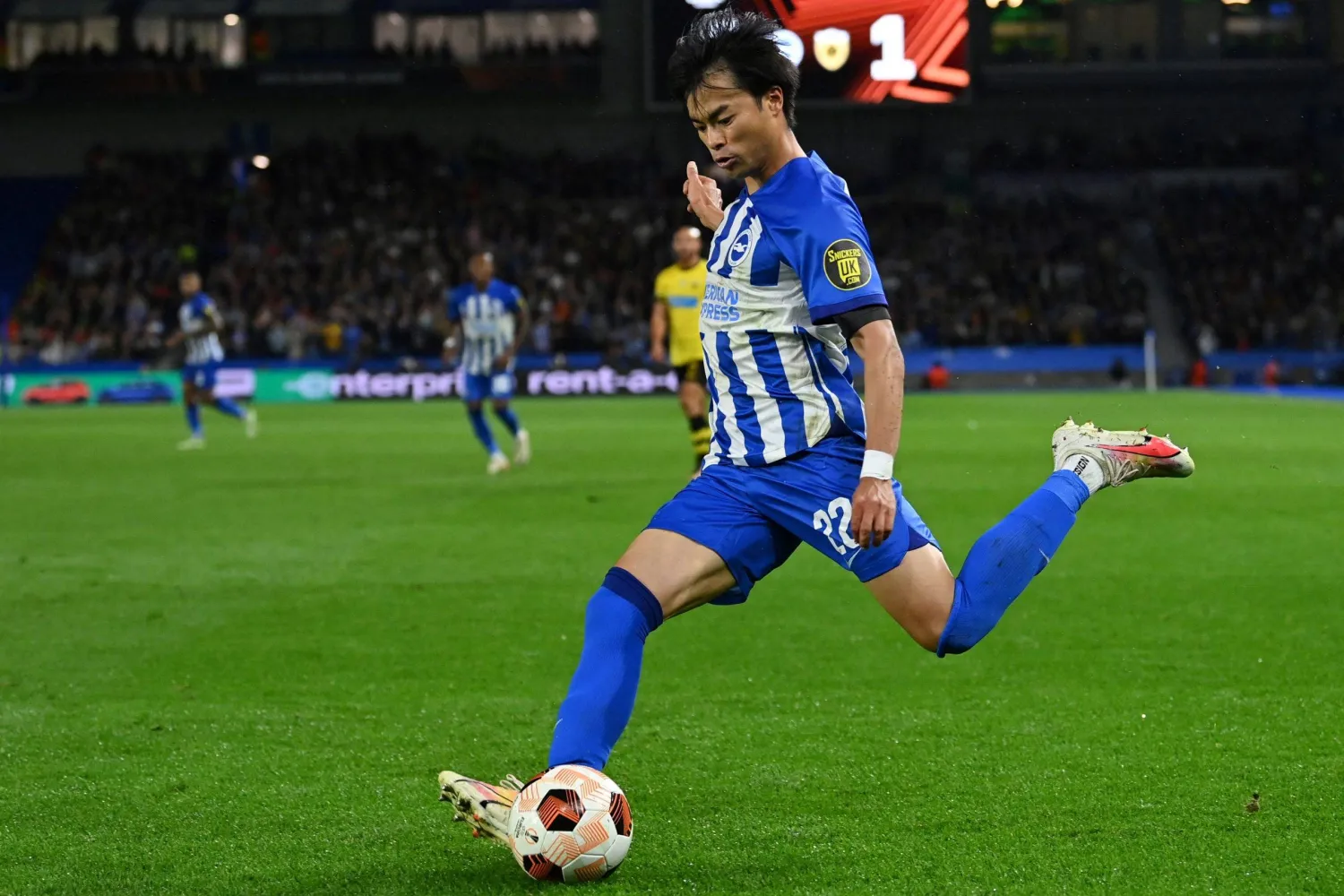كاورو ميتوما لاعب برايتون  المتألق دائما (غيتي)