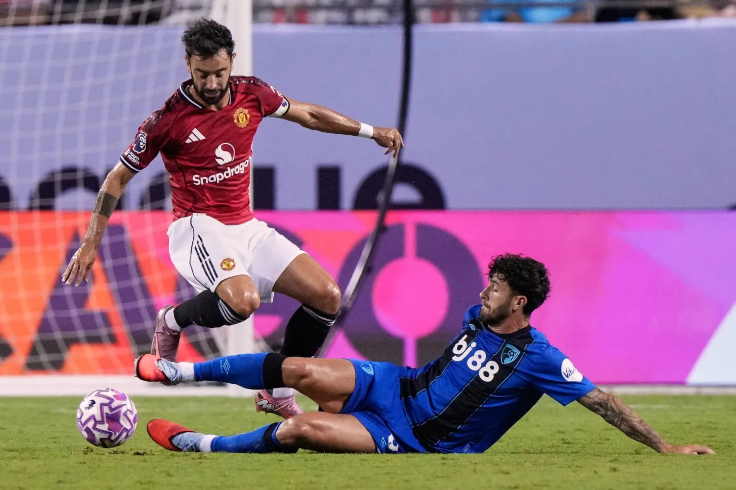 قائد مانشستر يونايتد على رادار النصر (أ.ب)