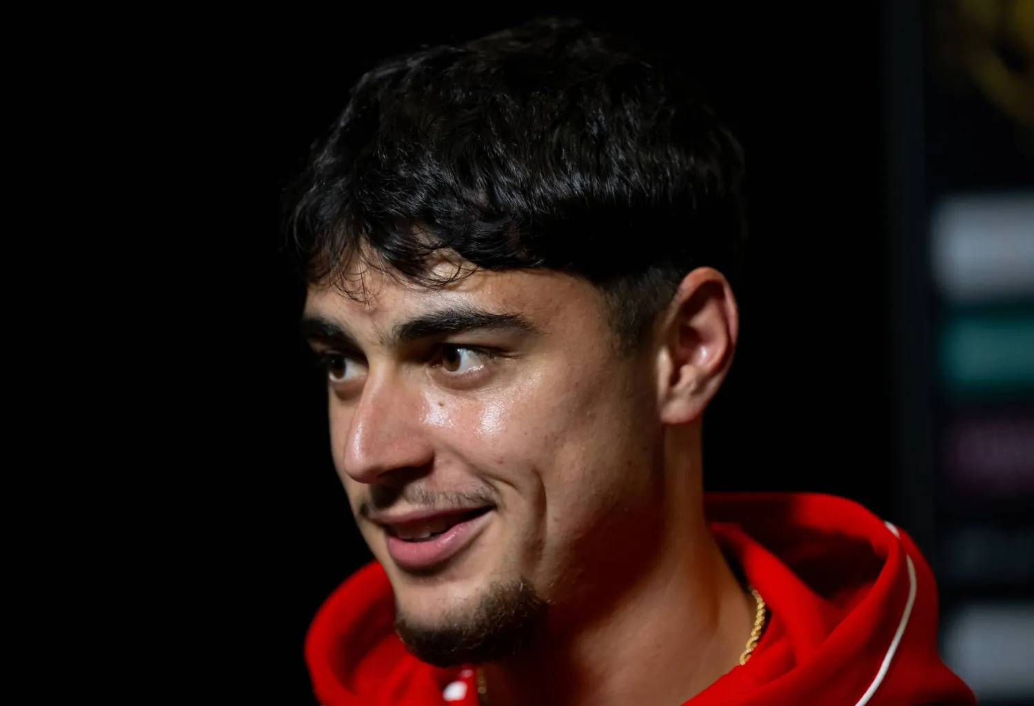 ألكسندر بافلوفيتش لاعب بايرن ميونيخ (د.ب.أ)