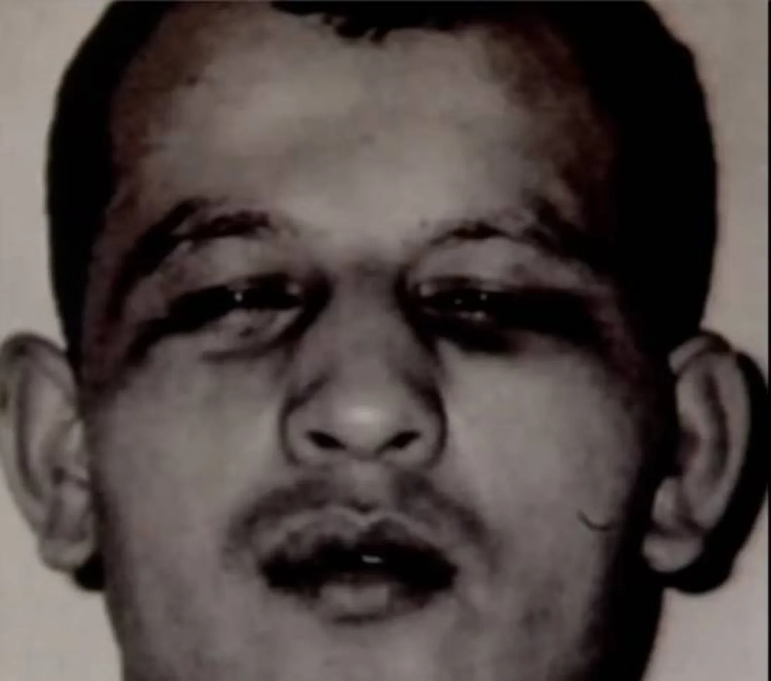 صورة أرشيفية للمتهم الرئيسي بتفجير ميترو باريس 1995 (متداولة)