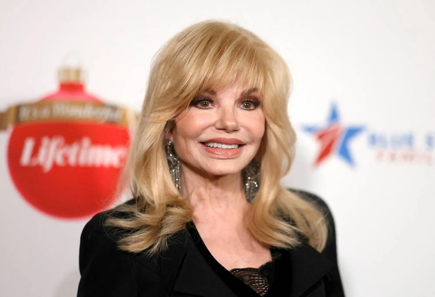 Loni Anderson, attends Stars From "It's A Wonderful Lifetime" Honor Blue Star Families Military Spouses, Who Will Receive The Gift Of A Lifetime at The Maybourne Beverly Hills on November 28, 2023 in Beverly Hills, California. (Getty Images/AFP)
