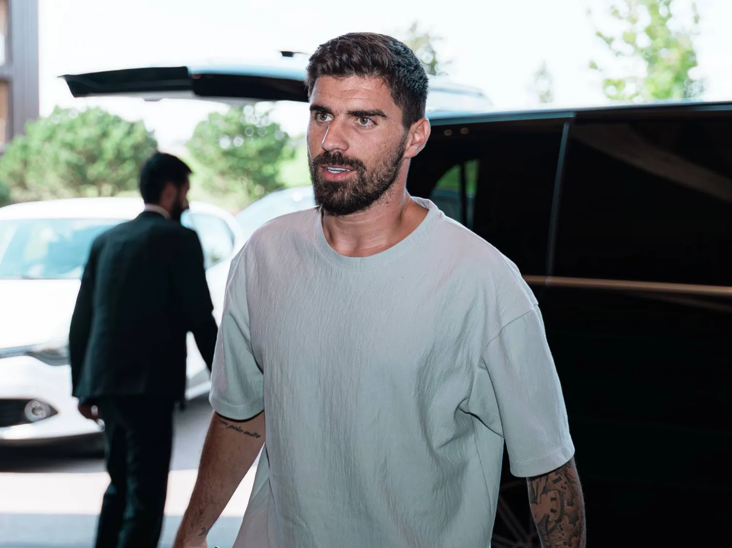 تحصل نيفيز على راحة إضافية بقرار من المدرب إنزاغي (نادي الهلال) 