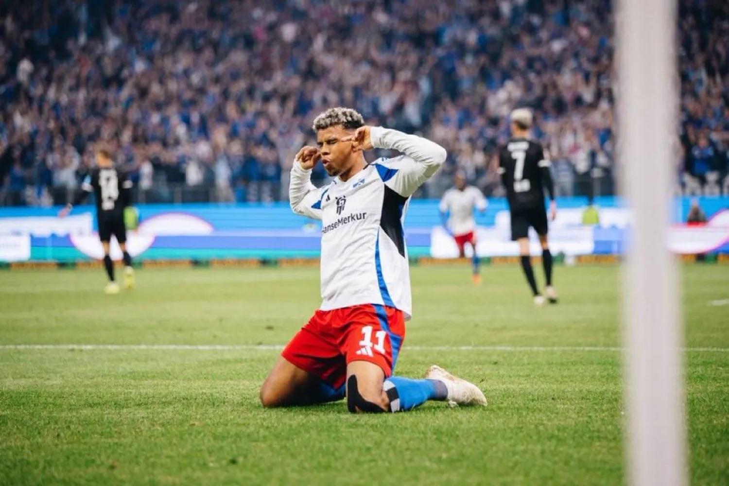 الغاني رانسفورد يبواه كونغيسدورفر (وسائل إعلام ألمانية)