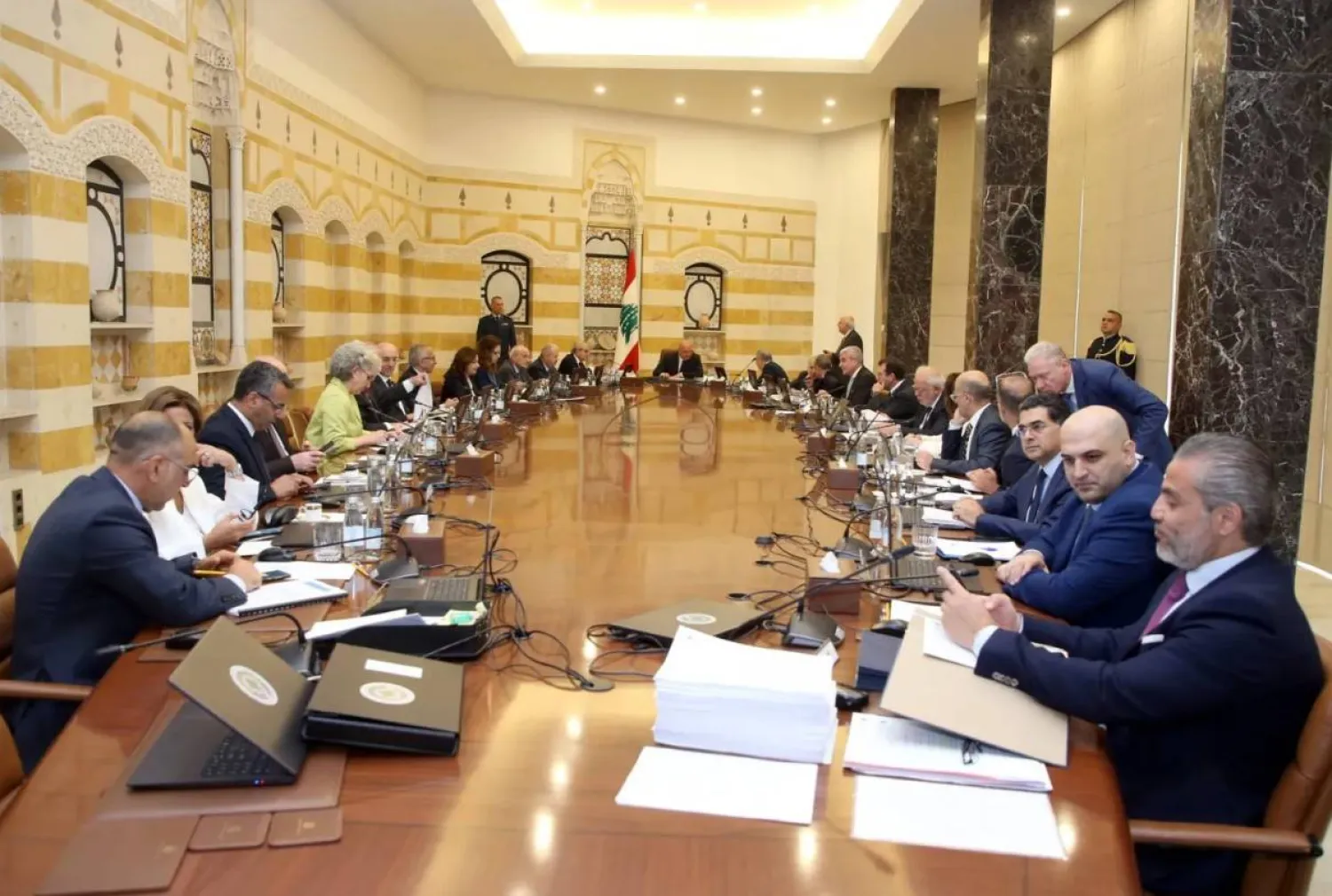 جانب من جلسة سابقة لمجلس الوزراء اللبناني بالقصر الرئاسي في بعبدا (الرئاسة اللبنانية)