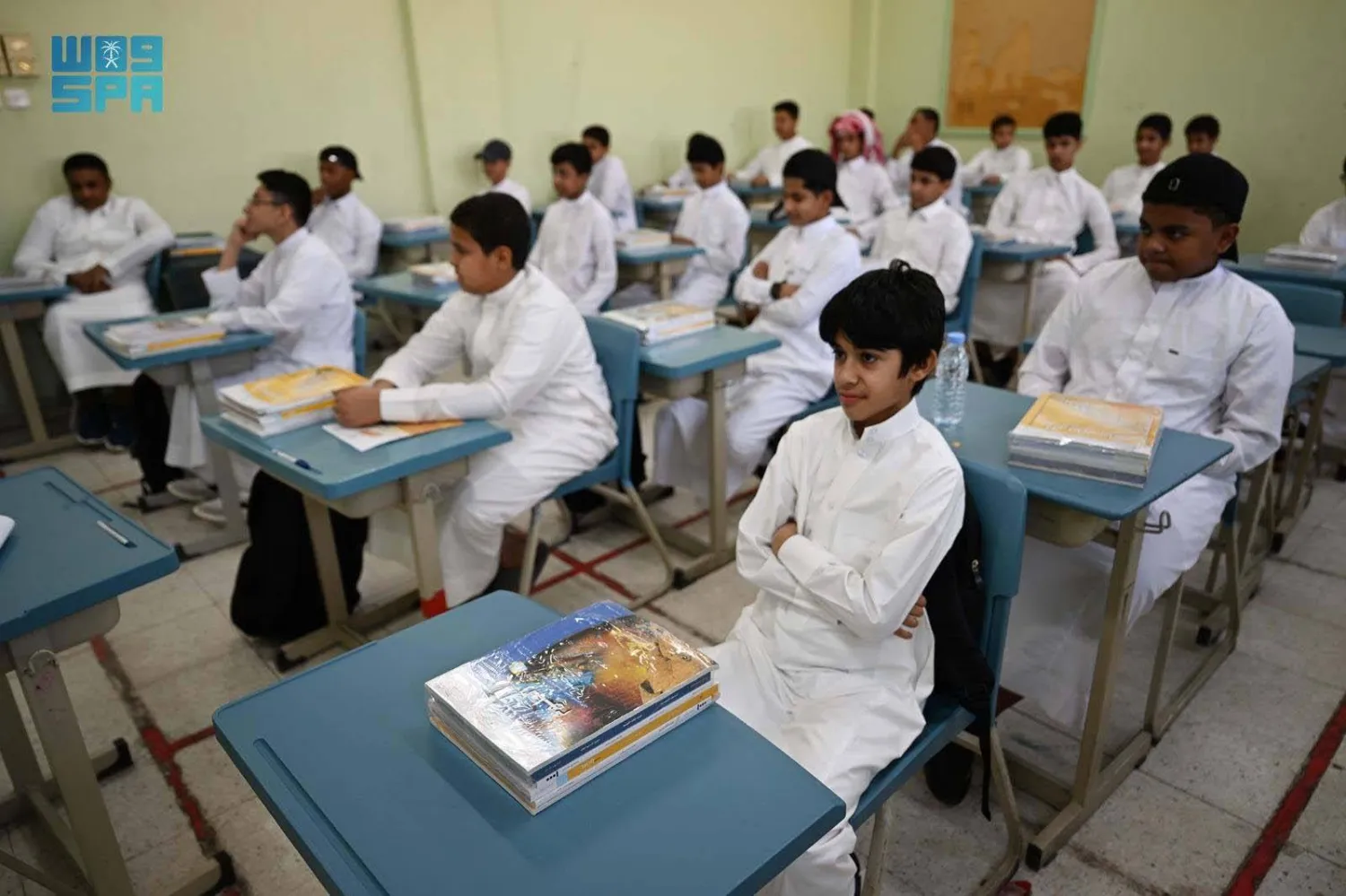 طلاب على مقاعد الدراسة (واس)