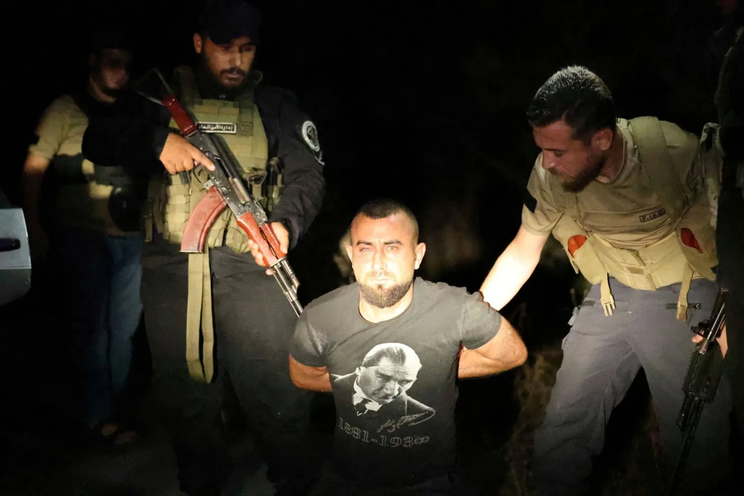 القبض على رمزي حمود المتورط في محاولة تنفيذ عمل إجرامي يستهدف كنيسة مار إلياس المارونية (حساب وزارة الداخلية)