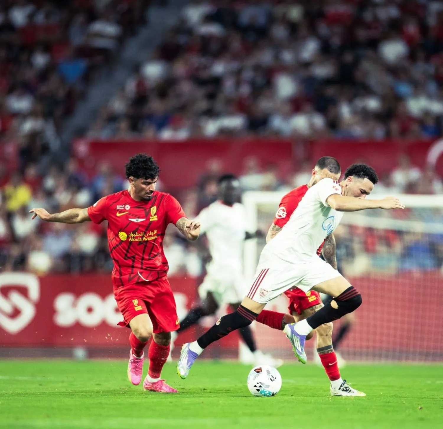 من مباراة القادسية الأخيرة أمام إشبيلية (نادي القادسية)