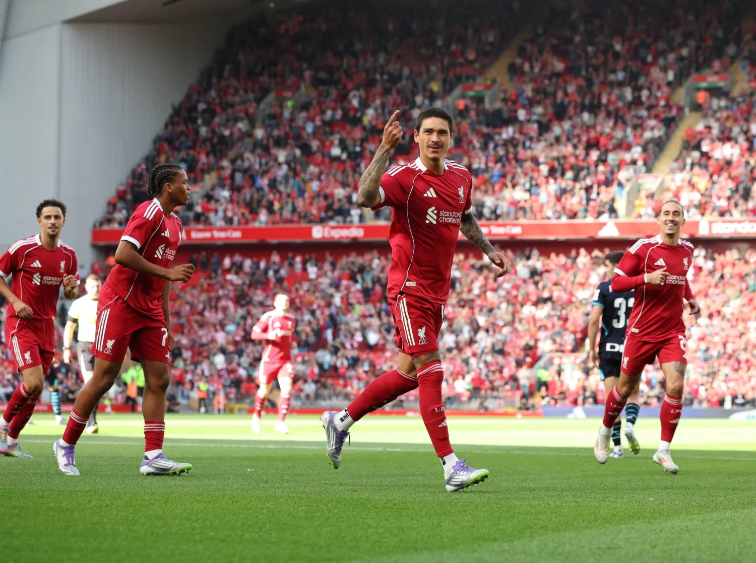 نونيز على أبواب الهلال (إ.ب.أ)