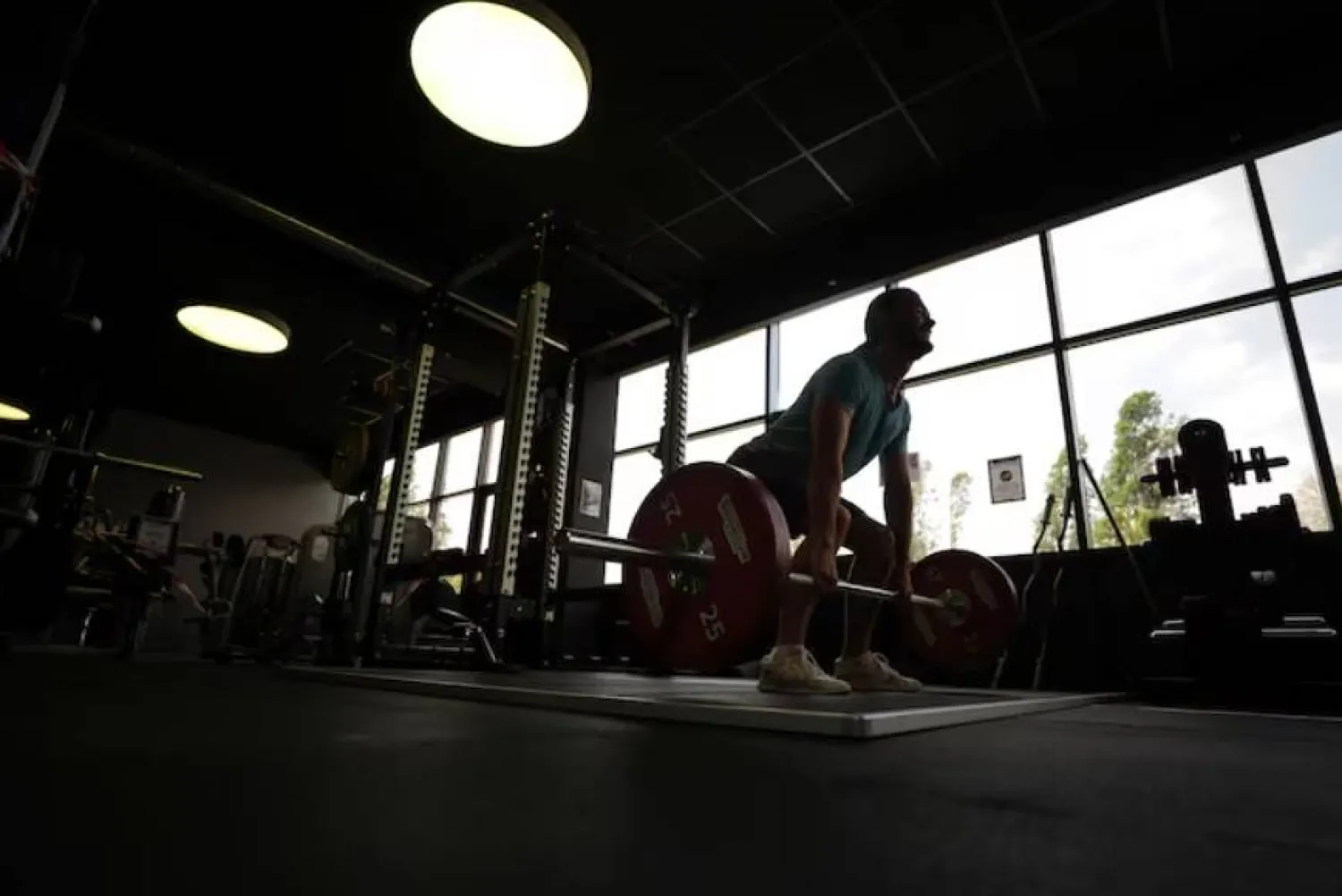 الأشخاص الذين تجاوزوا الثلاثين من العمر تقريباً يميلون إلى فقدان كتلة العضلات الخالية من الدهون (أرشيفية - رويترز)