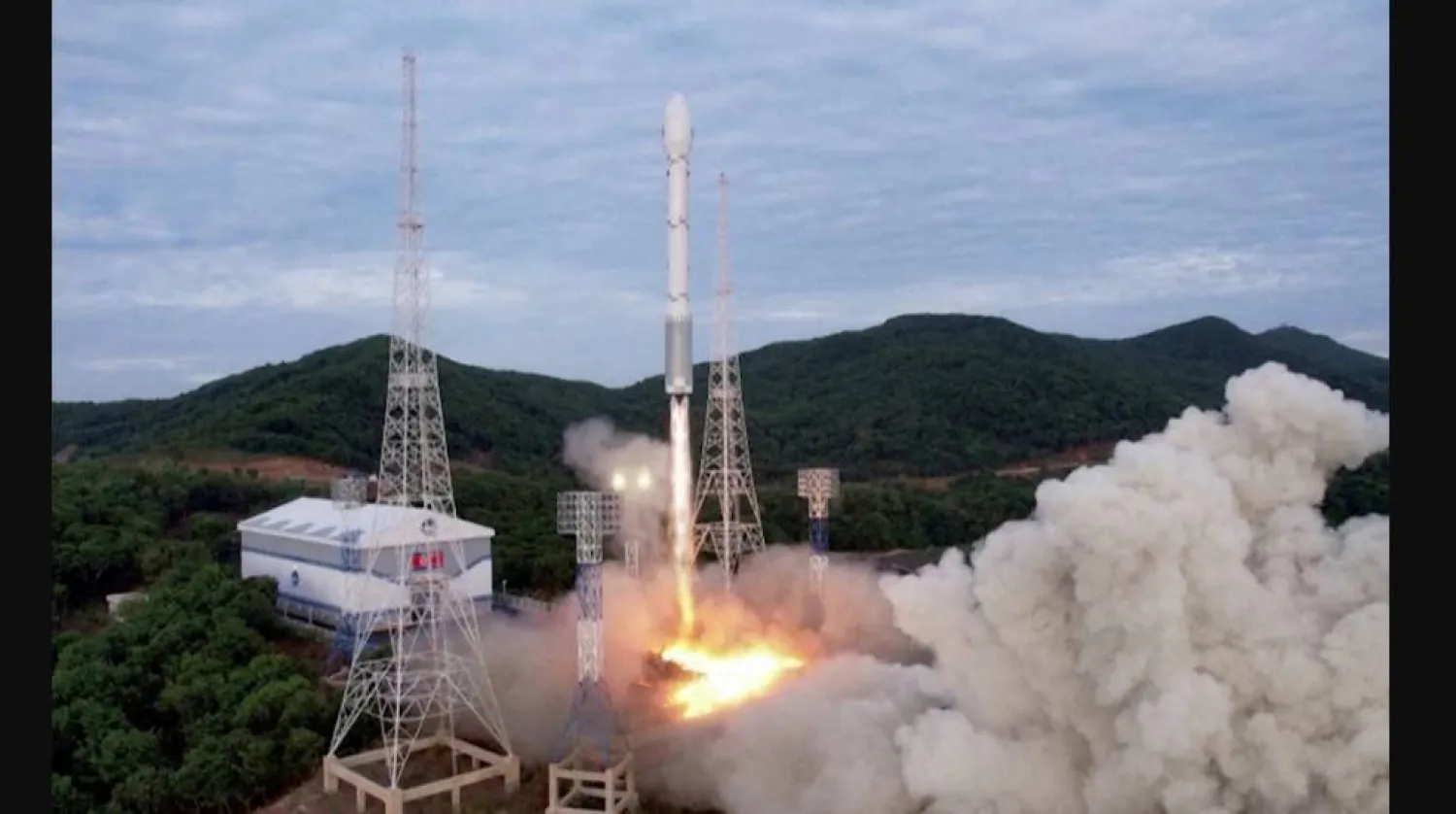 لقطة تُظهر لحظة إطلاق كوريا الشمالية لصاروخ «تشوليما - 1» عام 2023 (رويترز)