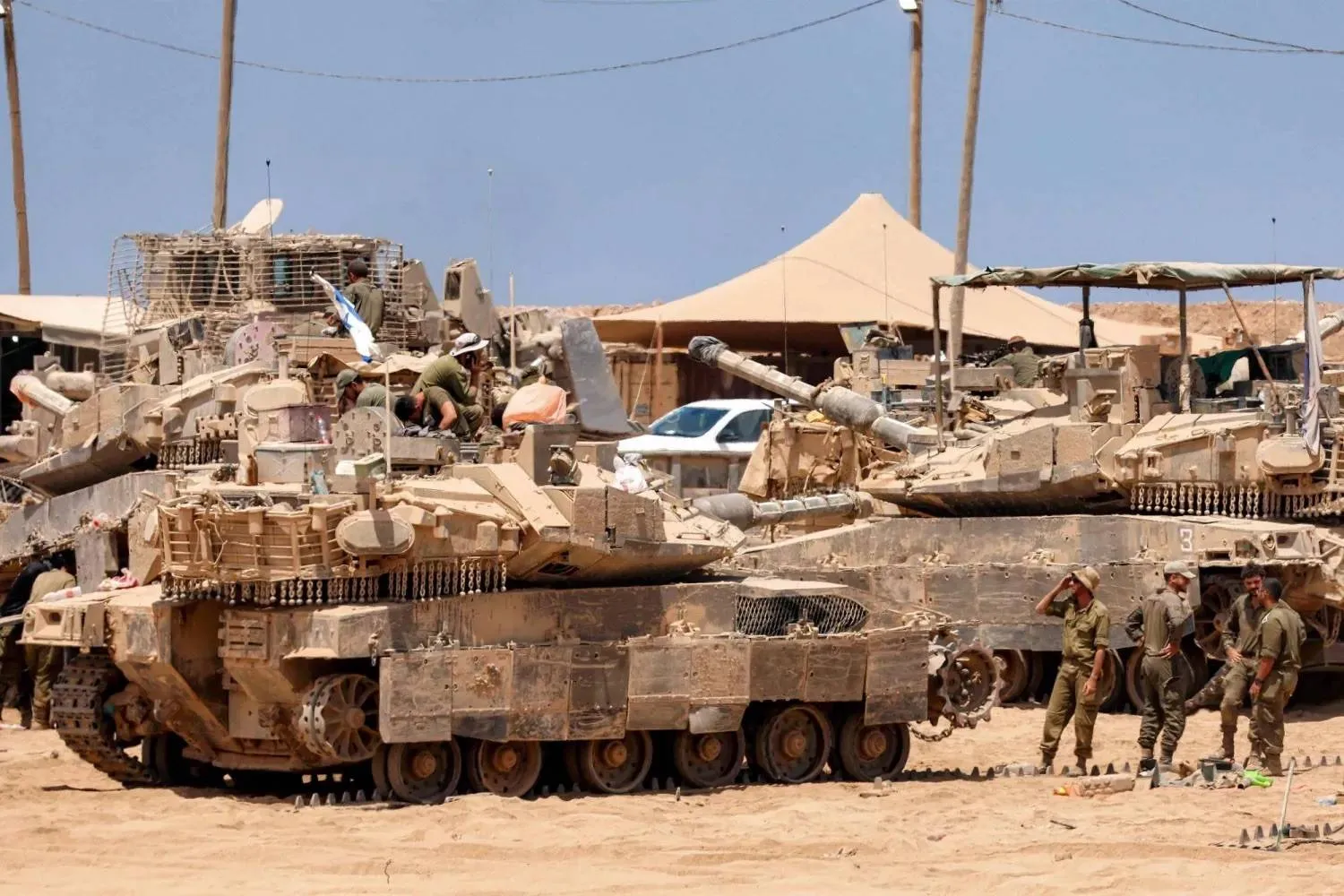 Israeli tanks near the southern border with Gaza, August 5, 2025 (AFP)