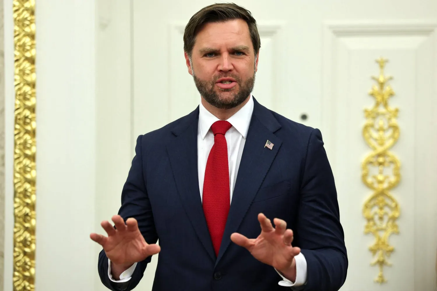 نائب الرئيس الأميركي جيه دي فانس (رويترز)