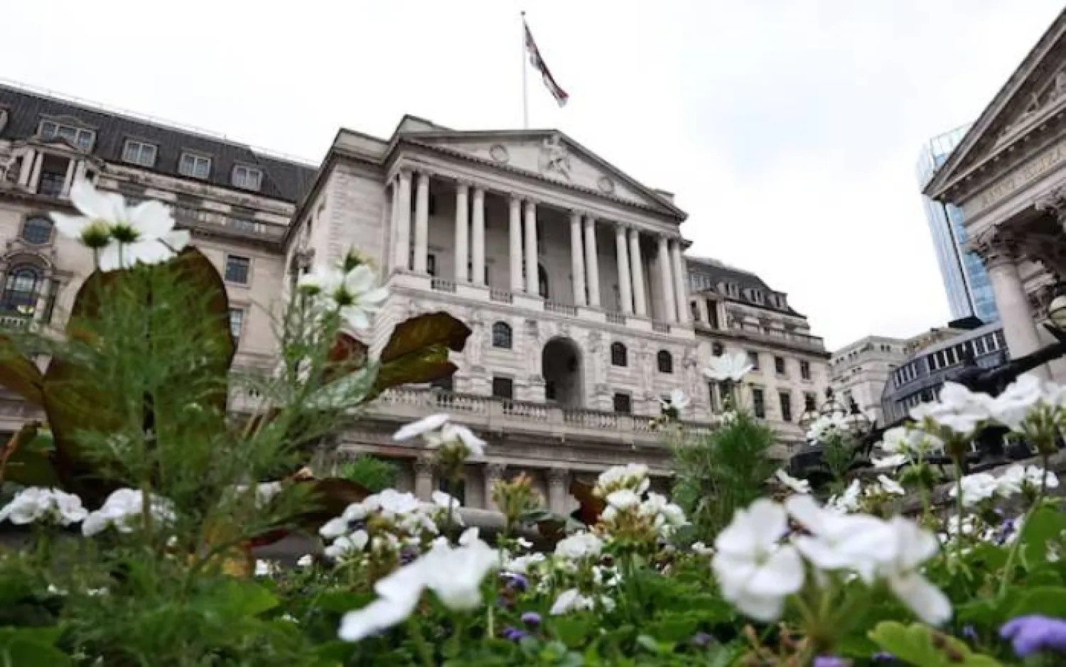 مقر مبنى «بنك إنجلترا» في لندن (رويترز)