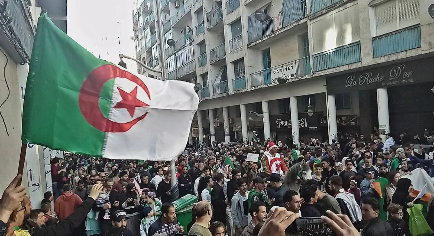 السلطات الجزائرية تتخوف من عودة مظاهرات الحراك الشعبي (متداولة)