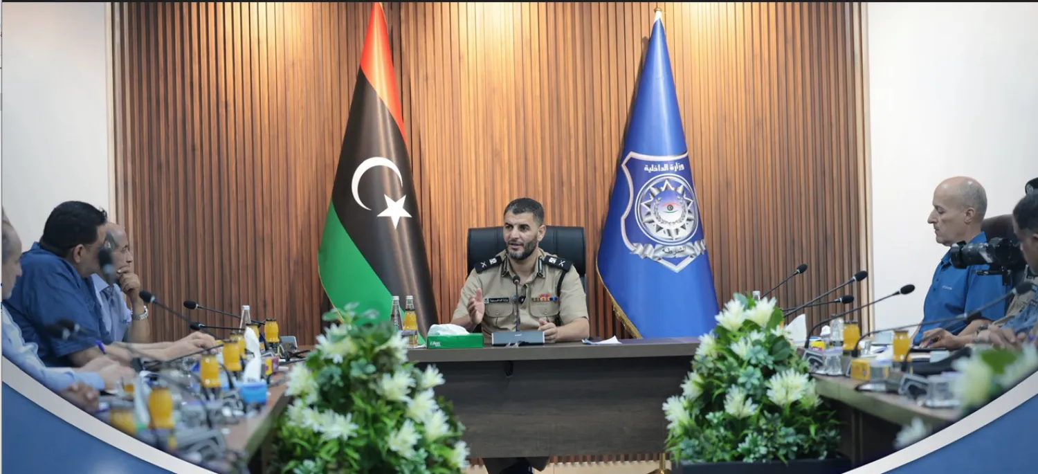 الطرابلسي خلال اجتماع «لجنة معالجة أمة الوقود بطرابلس» (داخلية الوحدة)