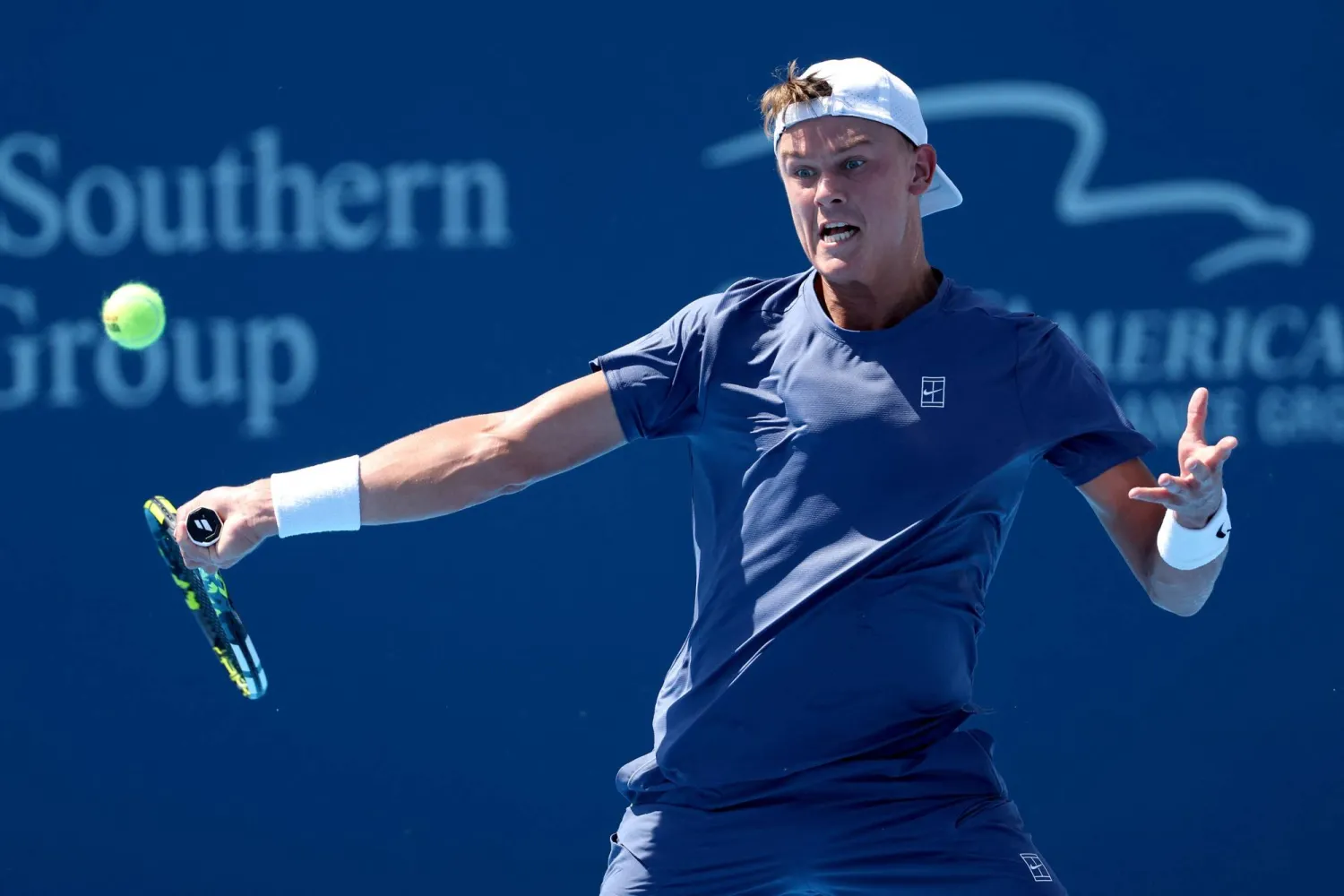 هولغر رون سجل بداية مميزة في البطولة (أ.ف.ب)