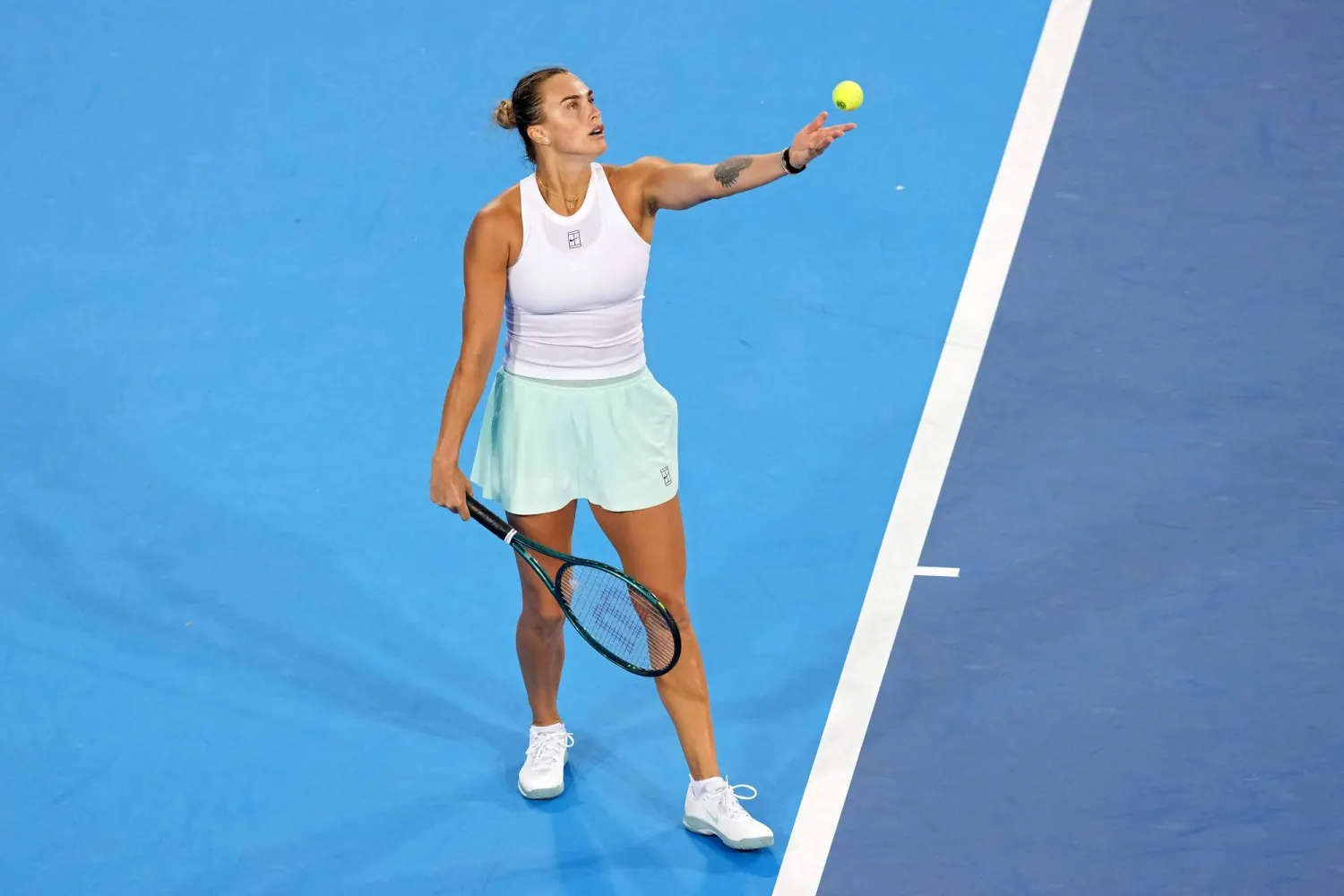 MASON, OHIO - AUGUST 09: Aryna Sabalenka serves during the match against Marketa Vondrousova of the Czech Republic during Day 3 of the Cincinnati Open at the Lindner Family Tennis Center on August 09, 2025 in Mason, Ohio. Dylan Buell/Getty Images/AFP