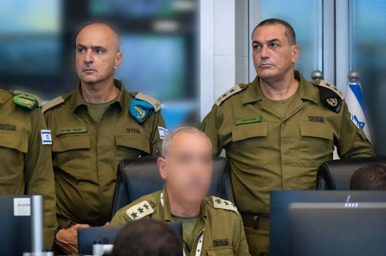 İsrail Genelkurmay Başkanı Eyal Zamir tüm sahalarda karmaşık senaryoların simüle edildiği sürpriz bir tatbikatı izlerken (IDF)