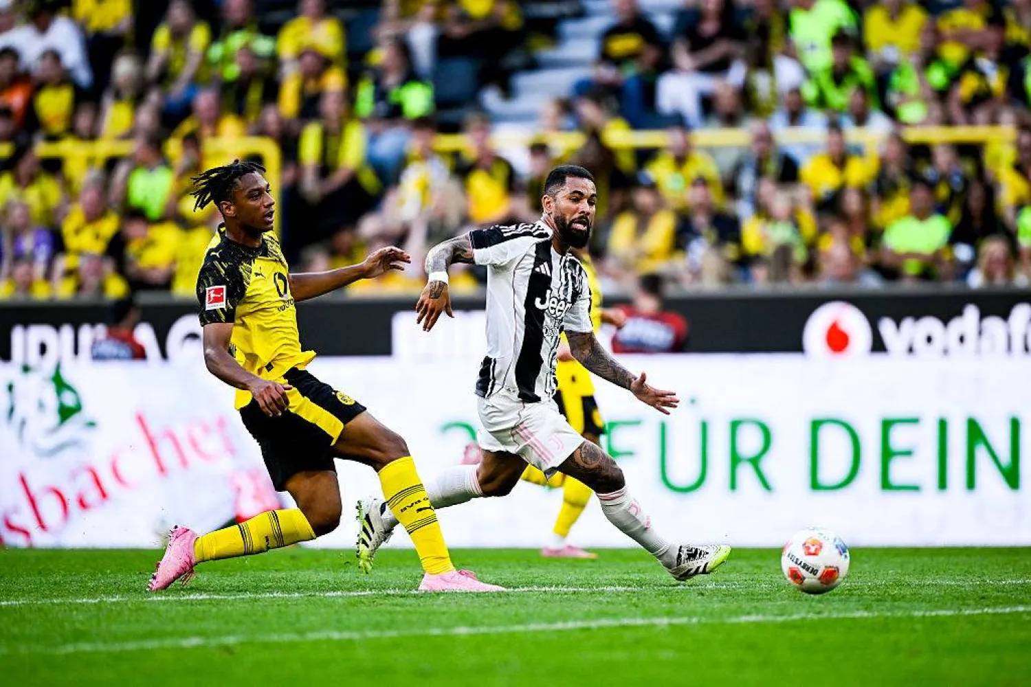 يوفنتوس الإيطالي هزم بوروسيا دورتموند الألماني (وسائل إعلام ألمانية)