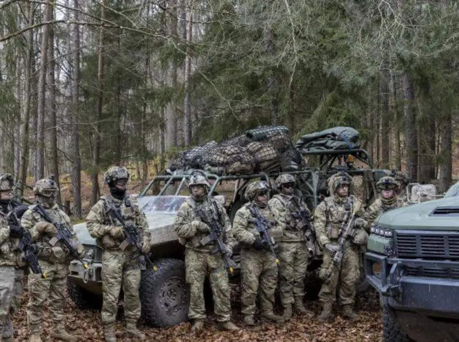 عناصر من الجيش الأميركي «متداولة» 