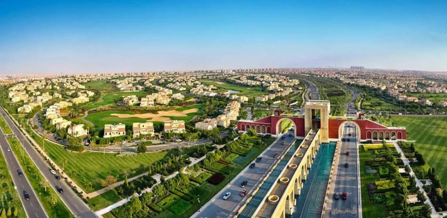 منظر أفقي من مدينة «مدينتي» التابعة لـ«طلعت مصطفى» (الشرق الأوسط)