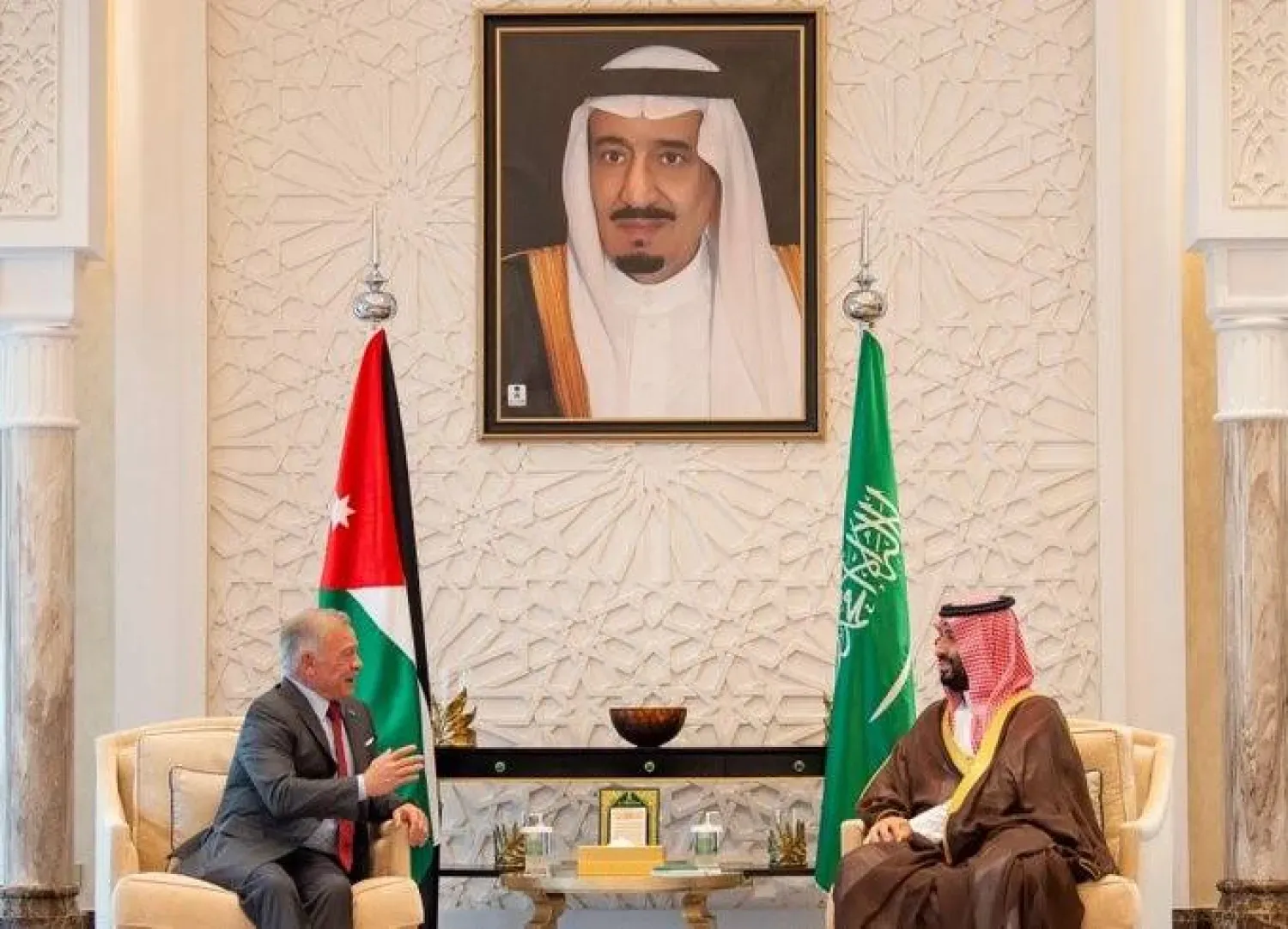 Suudi Arabistan Veliaht Prensi ve Başbakanı Muhammed bin Selman, Ürdün Kralı ile Neom Sarayı'nda görüştü. (Ürdün Haber Ajansı)