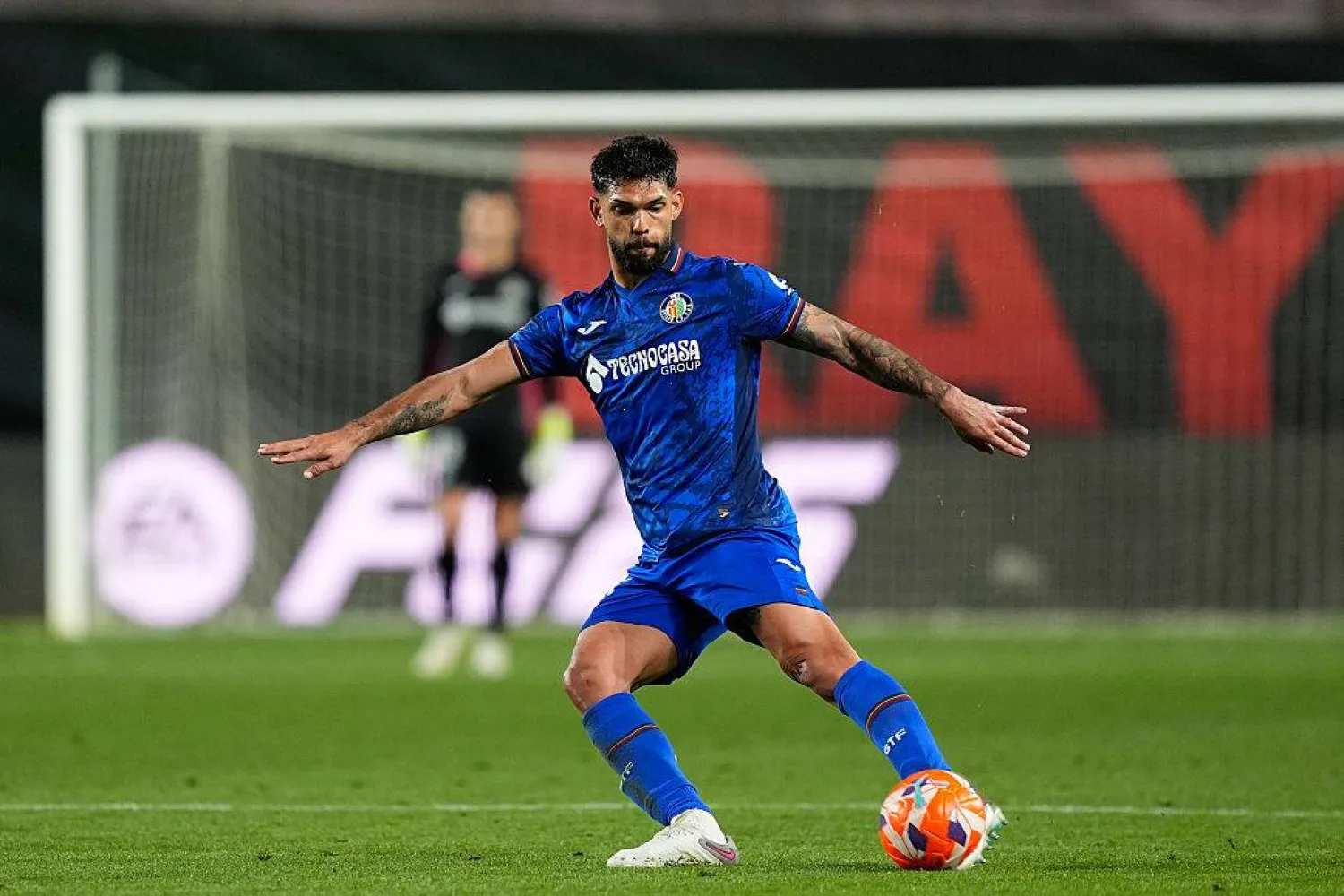 الباراغواياني عمر ألديريتي (وسائل إعلام إسبانية)