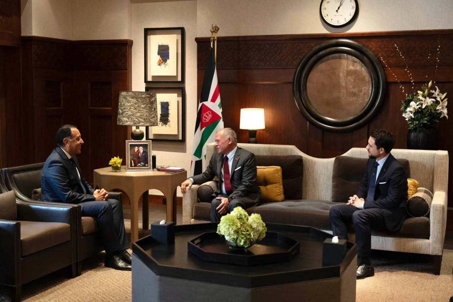 خلال استقبال الملك الأردني عبد الله الثاني رئيس الوزراء المصري مصطفى مدبولي في عمّان اليوم (حساب الديوان الملكي الأردني على منصة «إكس»)