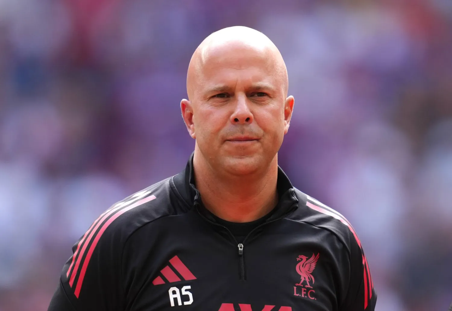 أرني سلوت يستعد لموسمه الثاني مع ليفربول (د.ب.أ)