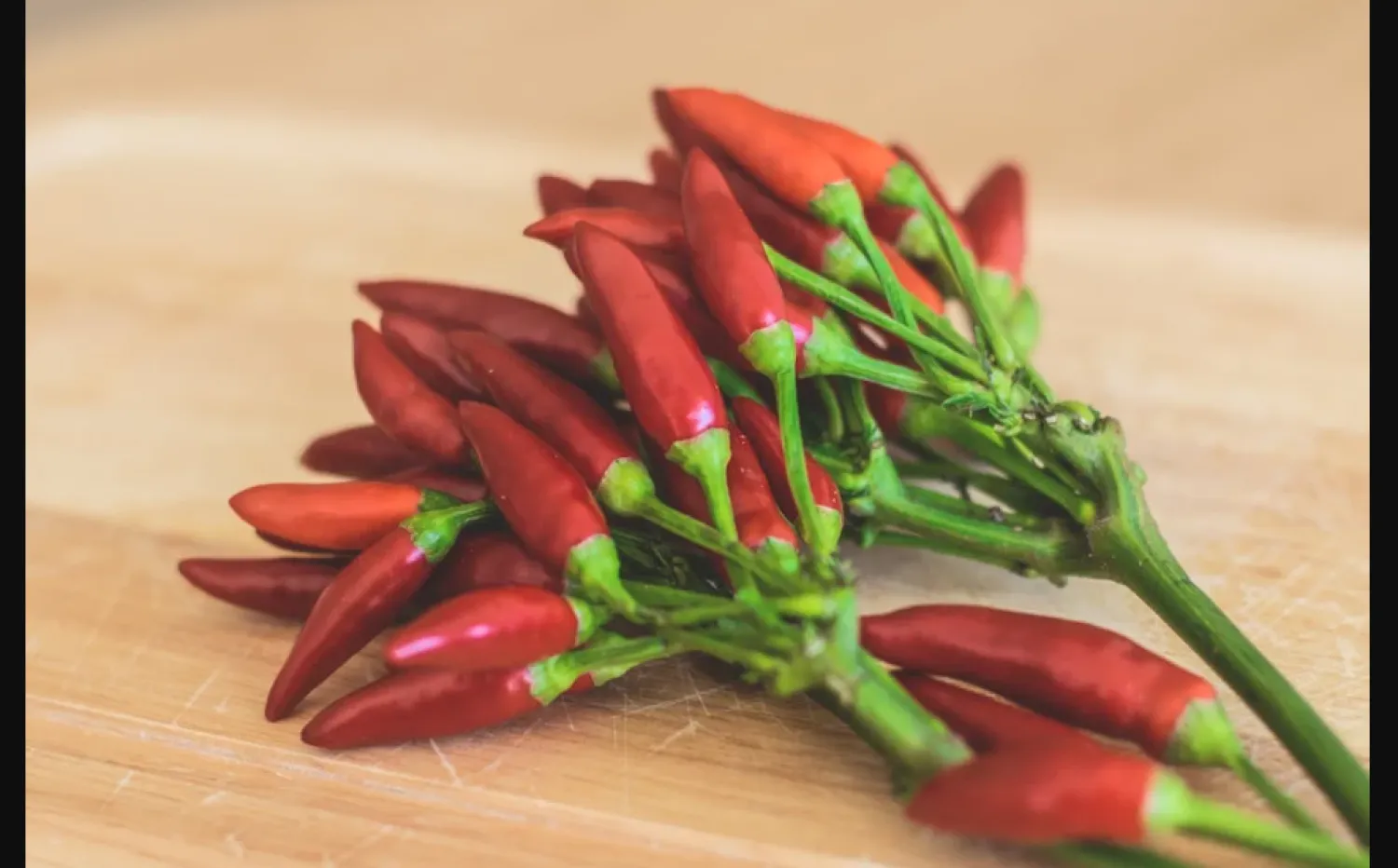 الفلفل الحار يُعد مصدراً رائعاً لمضادات الأكسدة التي تحمي خلايانا وتعزز صحتنا