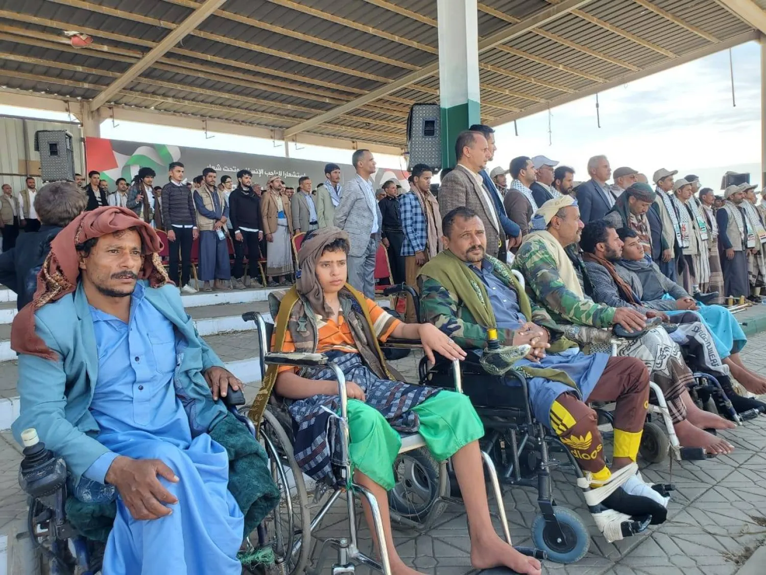 الحوثيون يستغلون جرحاهم للمشاركة في فعاليات تعبوية (إكس)