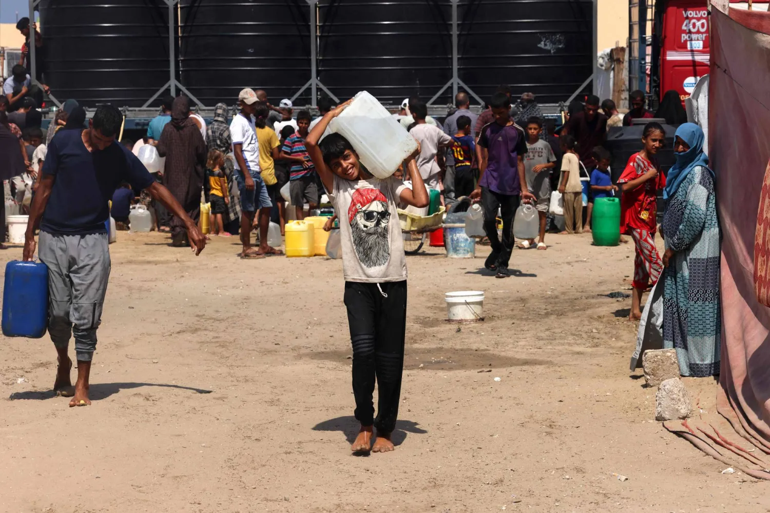 ارتفاع قياسي لدرجات الحرارة في قطاع غزة (أ.ف.ب)