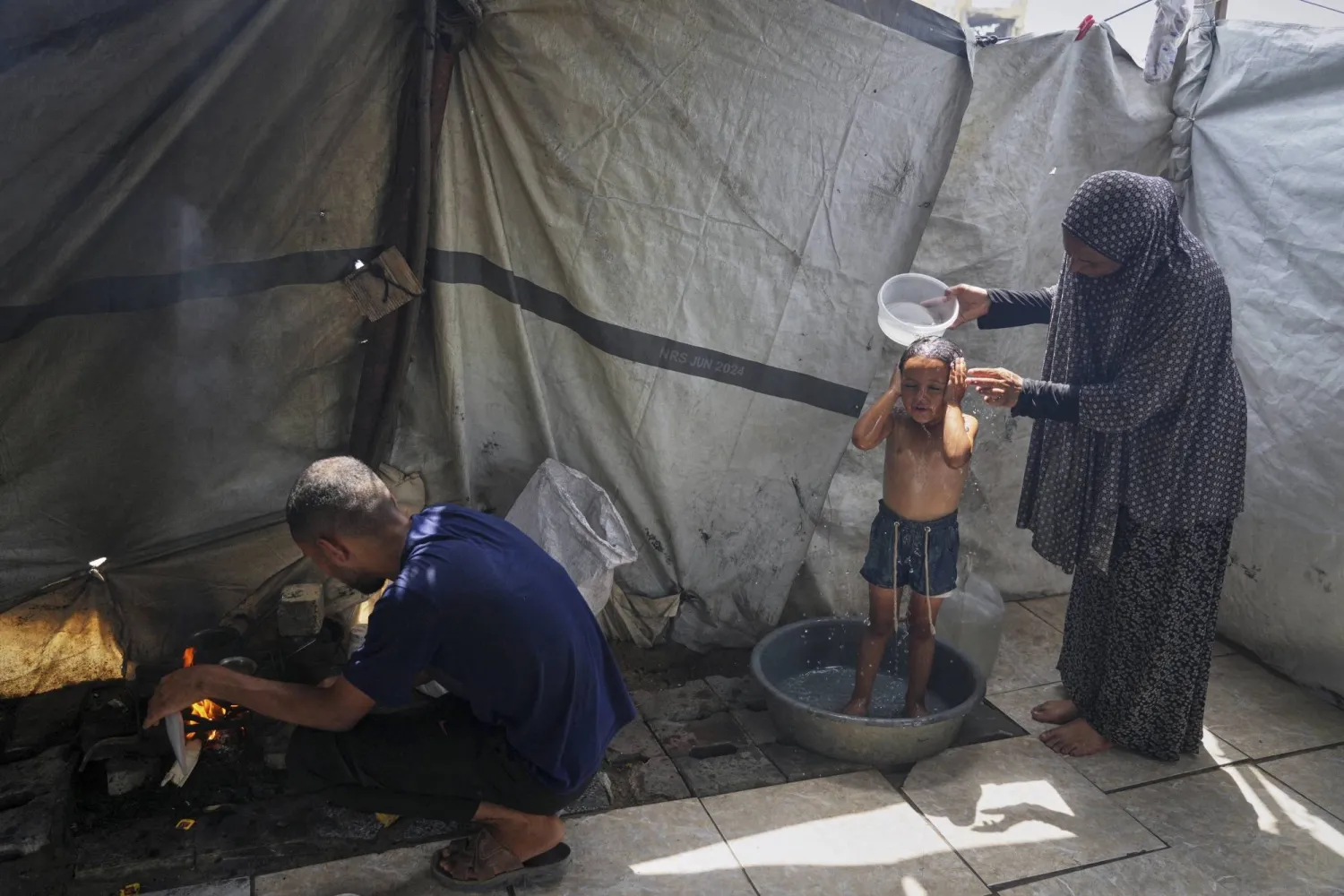 ارتفاع قياسي لدرجات الحرارة في قطاع غزة (أ.ب)