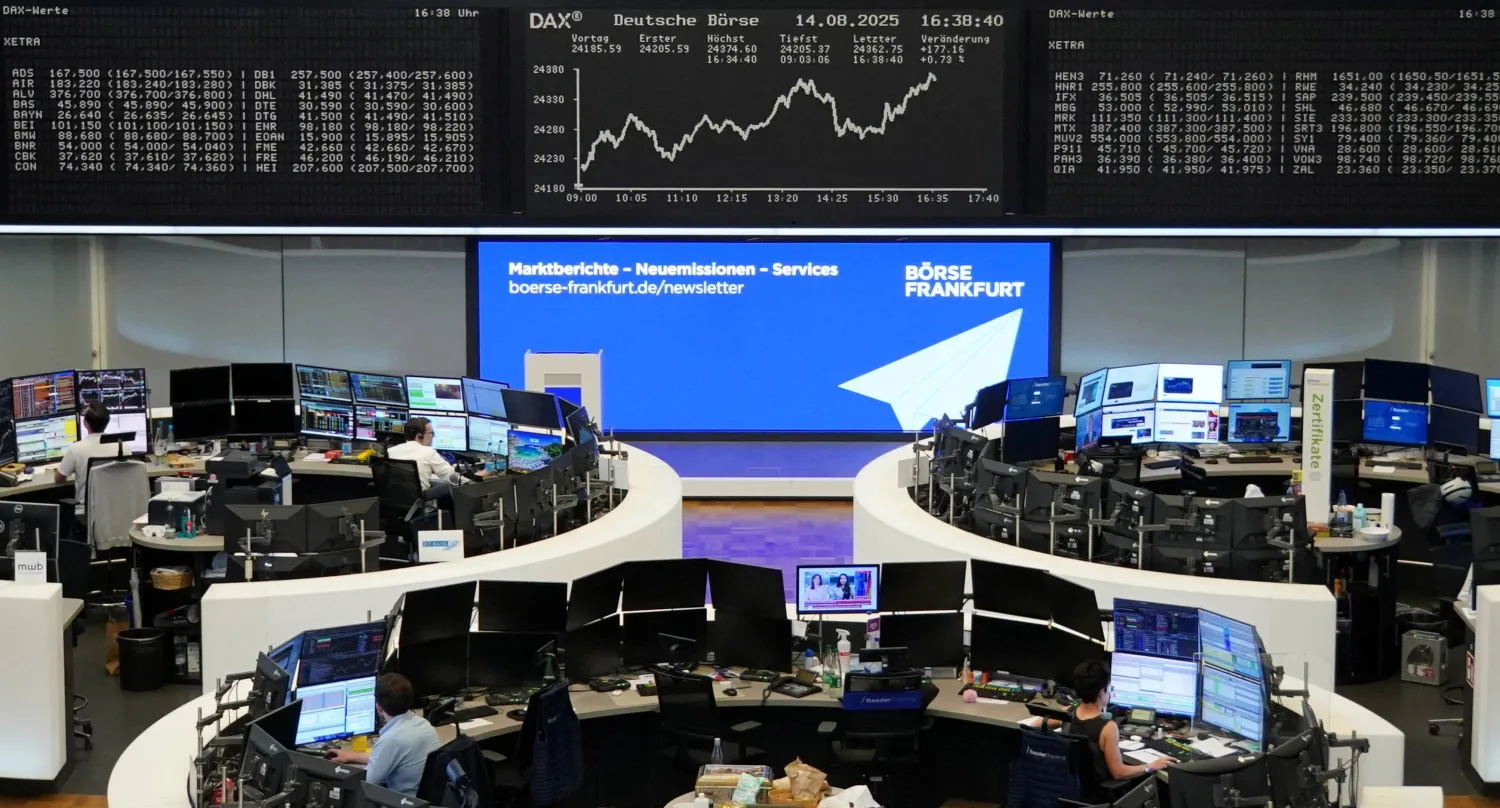 مخطط مؤشر الأسهم الألماني «داكس» في بورصة فرانكفورت (رويترز)