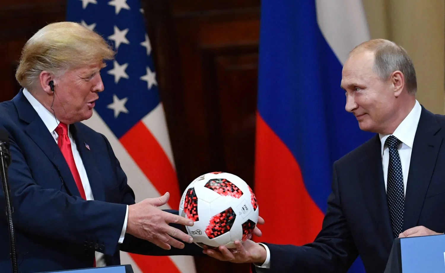 جانب من لقاء بوتين بترمب في هيلسينكي يوم 16 يوليو 2018 (أ.ف.ب)