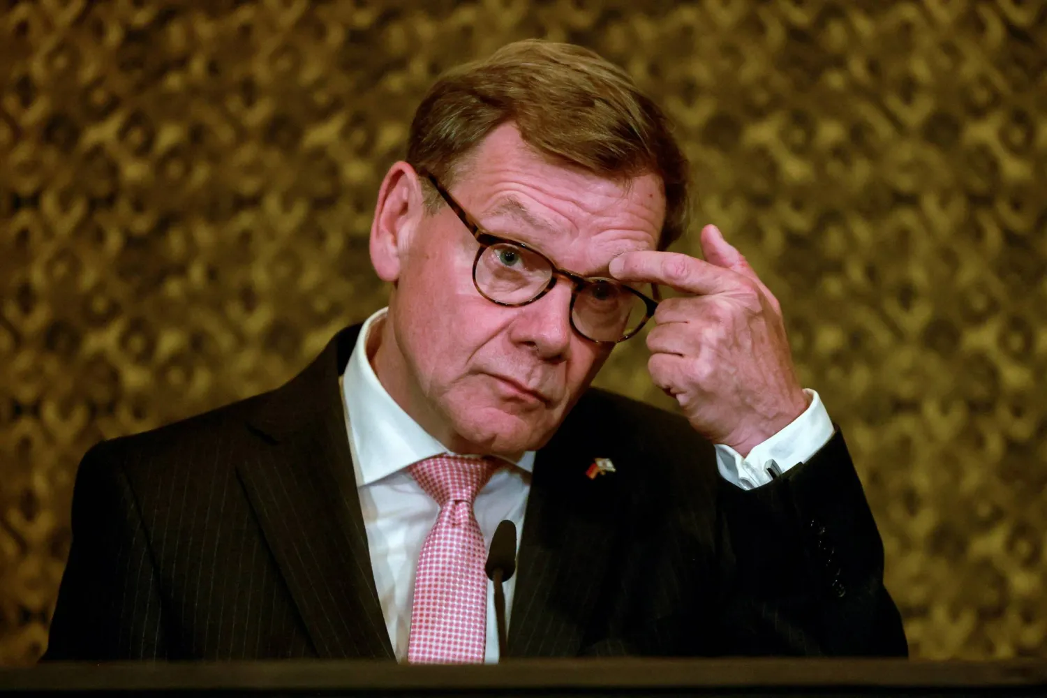 وزير الخارجية الألماني يوهان فاديفول (رويترز)