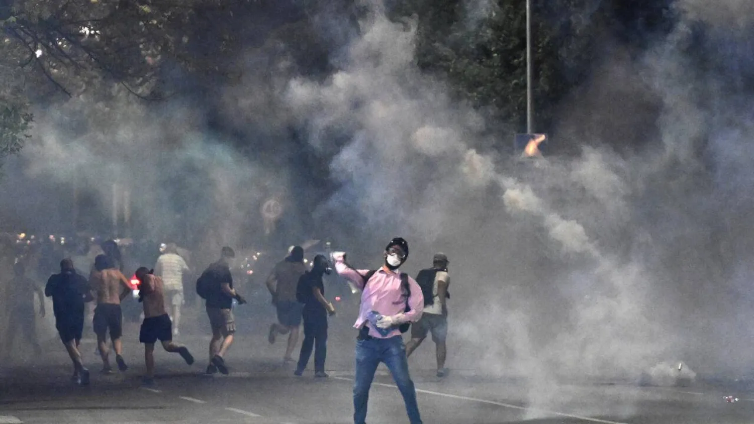 This was the fifth consecutive night of unrest. OLIVER BUNIC / AFP
