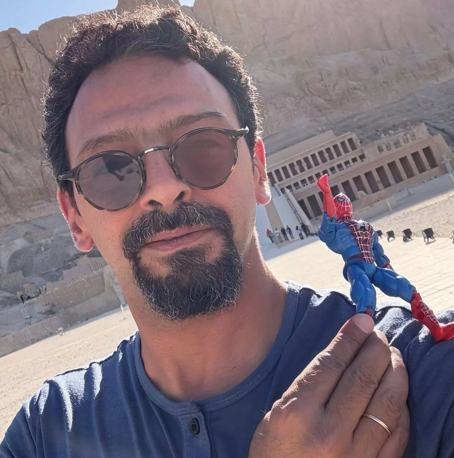 مدير التصوير تيمور تيمور (حسابه على موقع «فيسبوك»)