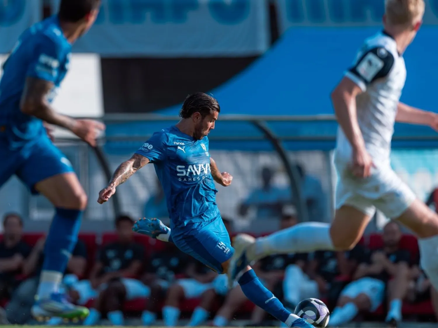 ثيو هيرنانديز في إحدى مباريات الهلال الودية (موقع النادي)