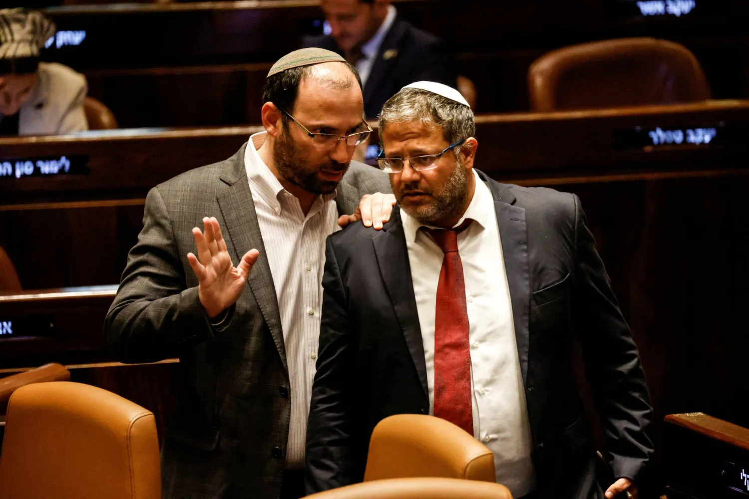 FILE PHOTO: Israeli National Security Minister Itamar Ben-Gvir and Head of the Knesset Constitution, Law and Justice Committee Simcha Rothman speak in Jerusalem July 24, 2023. REUTERS/Amir Cohen/File Photo