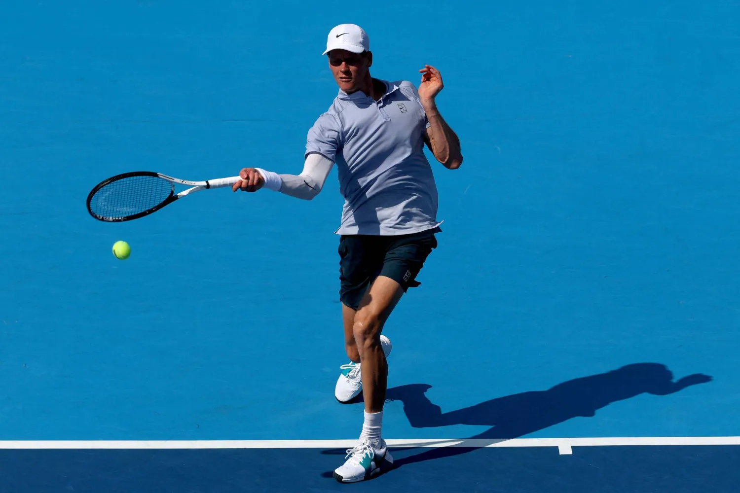 الإيطالي يانيك سينر المصنف أولاً عالمياً (أ.ف.ب)