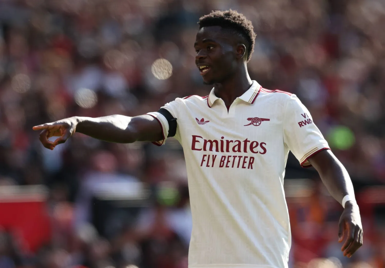 بوكايو ساكا جناح فريق آرسنال (إ.ب.أ) 