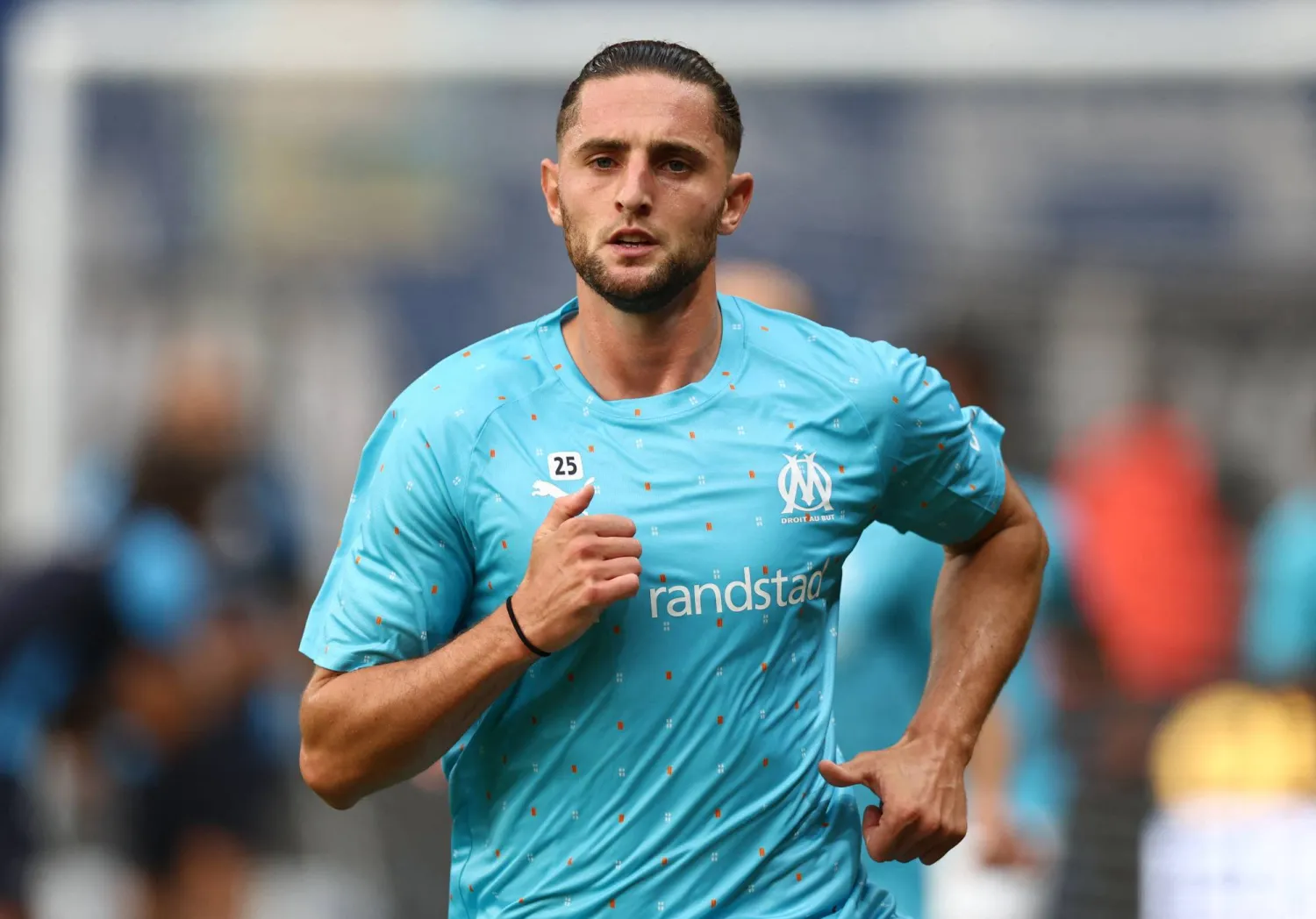 أدريان رابيو لاعب مرسيليا المستبعد (رويترز)