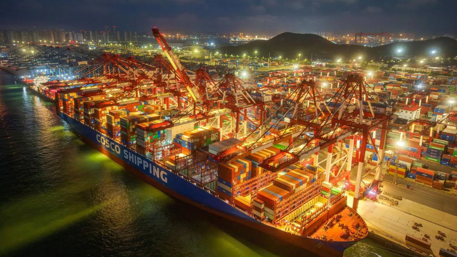 Investors stayed on the sidelines on Asian markets Tuesday after Wall Street treaded water ahead of talks in the White House on ending the Ukraine war. STR / AFP
