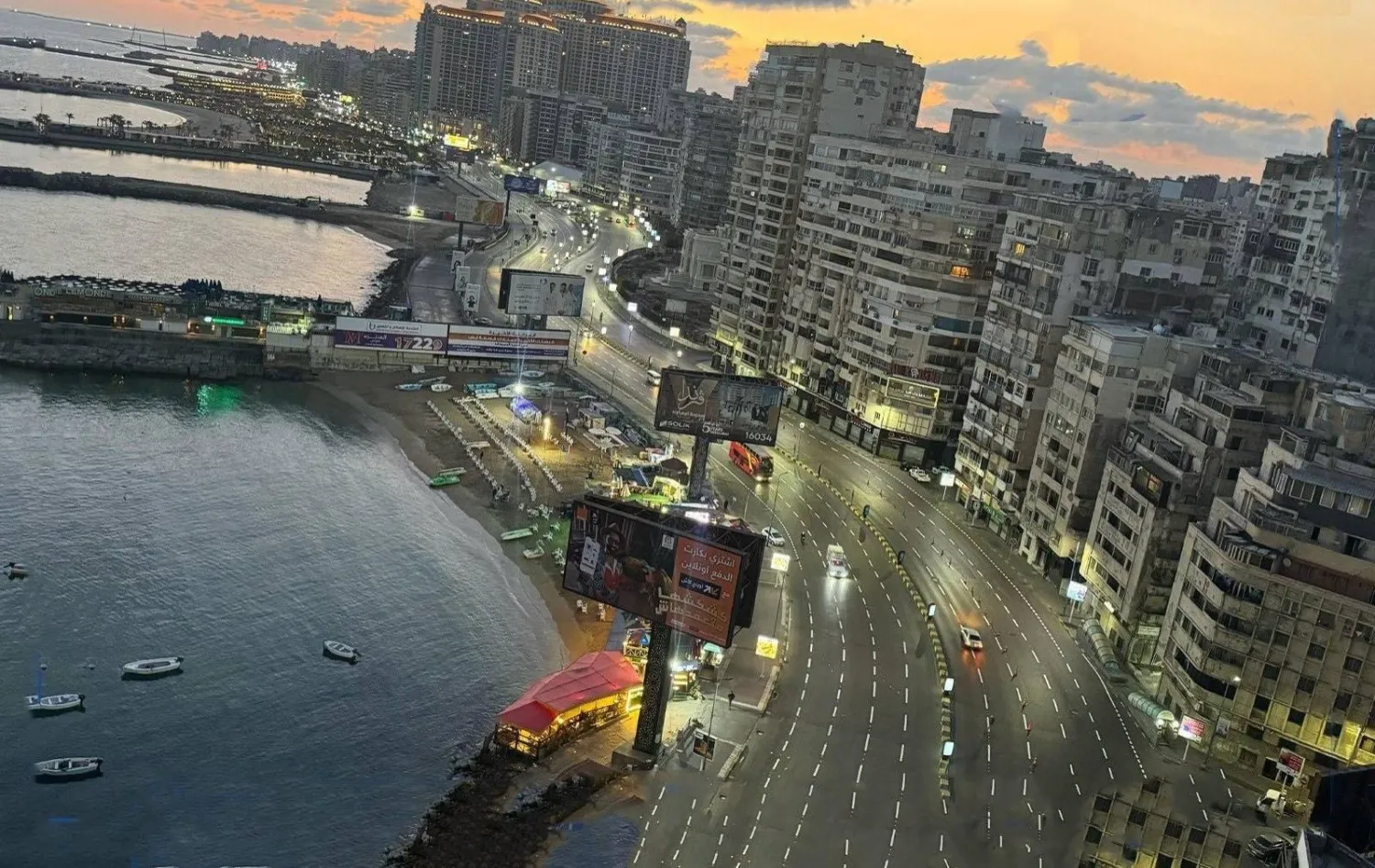 مقترح برلماني بأن يبدأ يوم المصريين مع حلول الخامسة فجراً (محافظة الإسكندرية)
