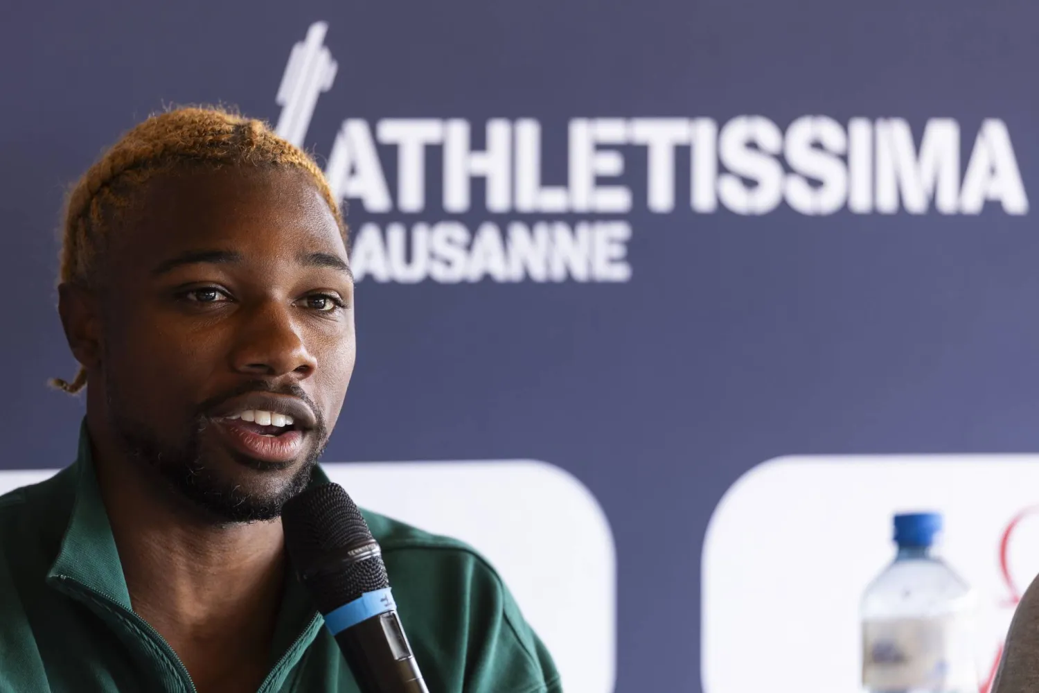  العدّاء الأميركي نواه لايلز (إ.ب.أ)