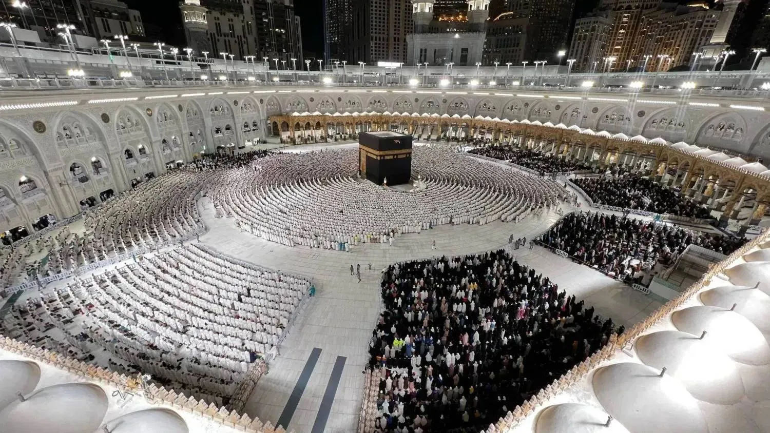 The Grand Mosque in Makkah is witnessing an influx of pilgrims and visitors these days for Umrah and prayers (SPA)