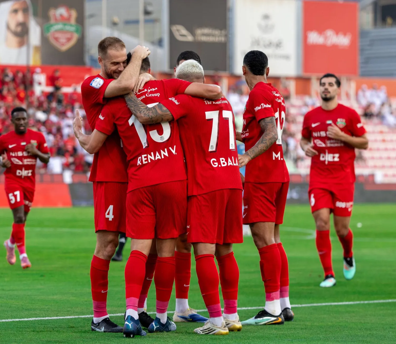 يواجه شباب الأهلي الإماراتي أول اختبار قوي في حملة الدفاع عن لقبه عندما يحل ضيفاً على الوحدة (نادي شباب الأهلي)