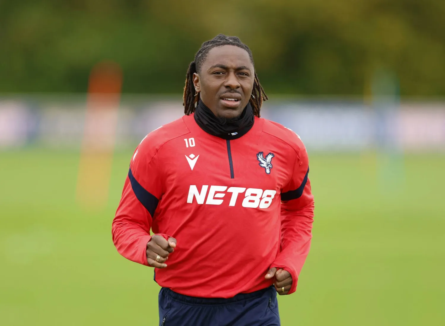 إيبيريتشي إيزي (رويترز)