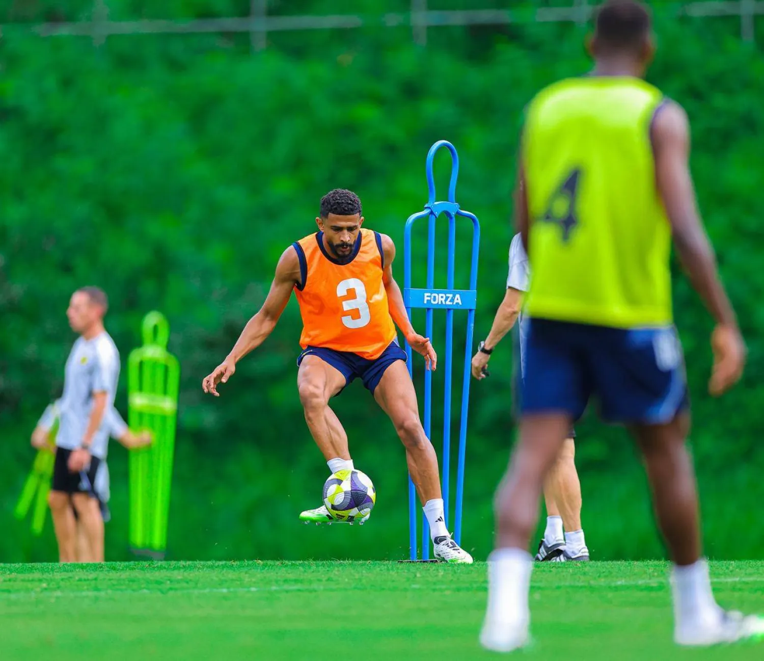 عبد الإله العمري (نادي النصر)